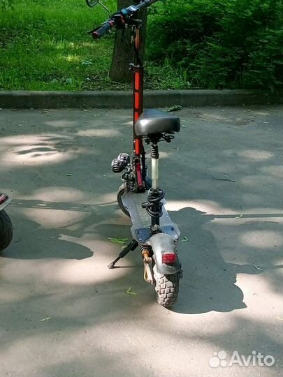 Электросамокат Curus R10