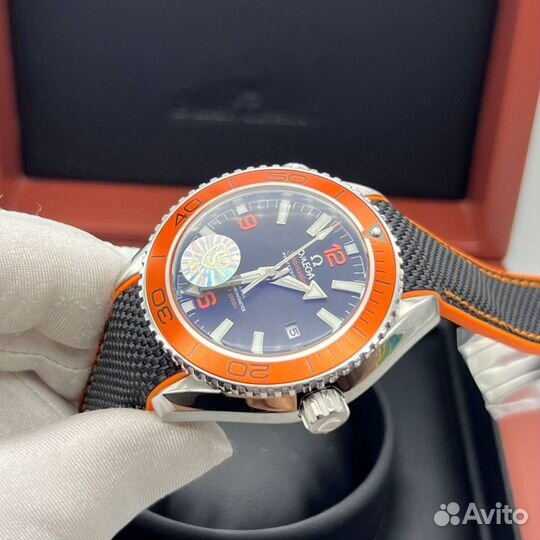 Шикарные мужские часы Omega