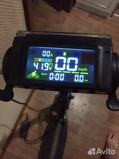 Самокат взрослый электрический бу