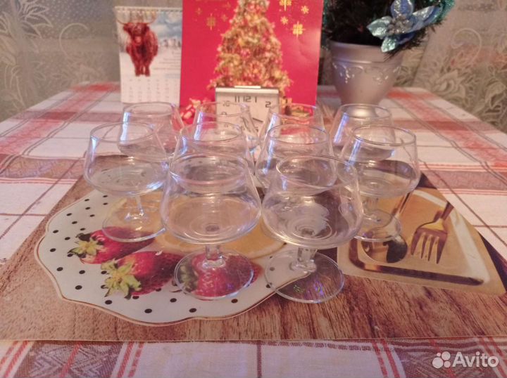 10 коньячных фужеров