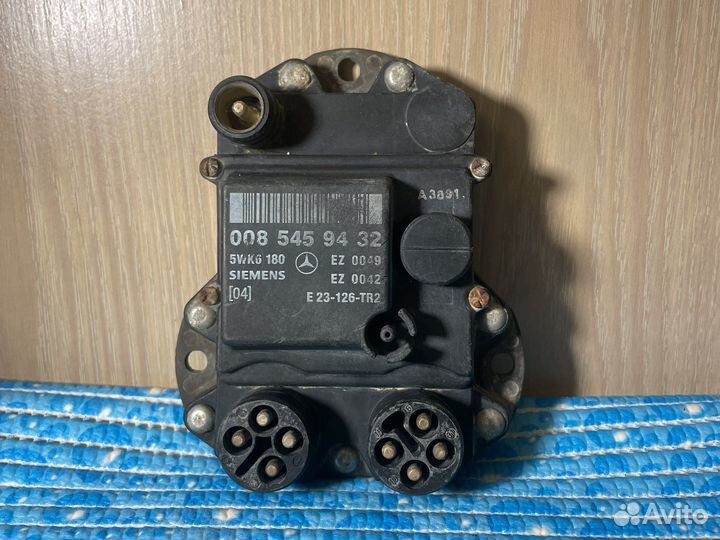 Коммутатор W124 102 2.0/2.3 Mercedes