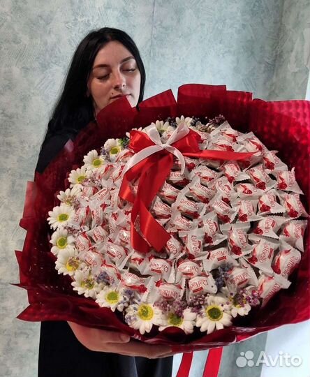 Сладкие букеты из конфет