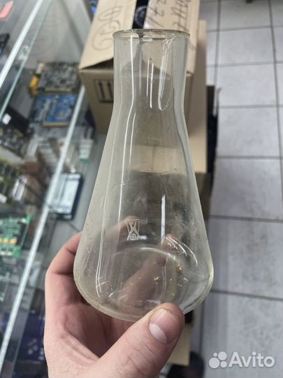 Колбы, пробирки, воронки, трубки, кварц