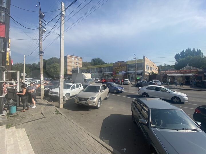 Аренда торгового помещения 189 м²