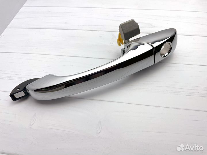 Водительская ручка Chrysler 300C