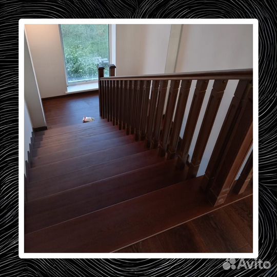 Отделка межэтажной металлической лестницы деревом