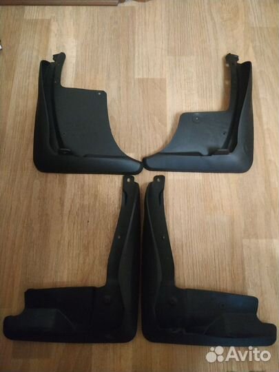 Toyota Camry 70 Брызговики N2HQ7