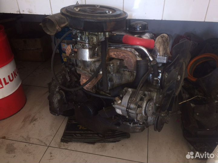 Двигатель газ 21,уаз по запчастям