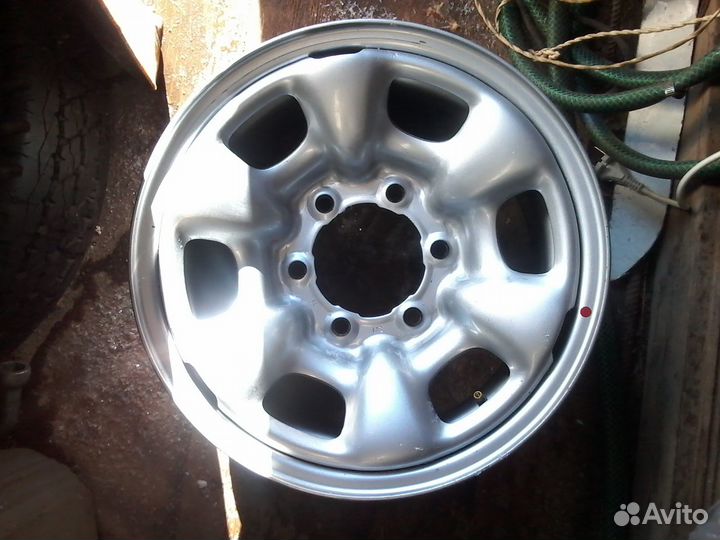 Диск Toyota Hilux R15. Новый 1 шт