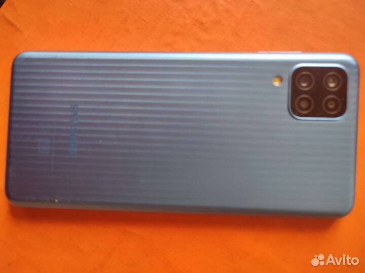 Samsung Galaxy M10, 3/32 ГБ