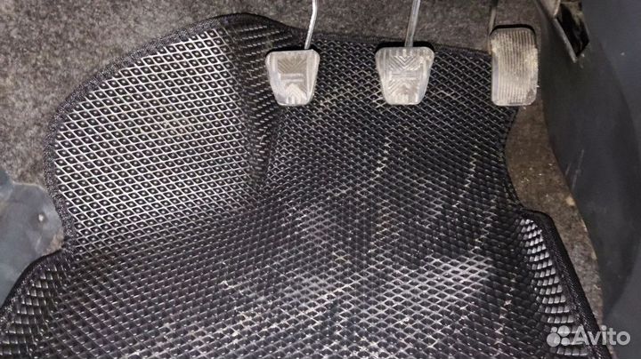 Автоковрики EVA Volkswagen Transporter T6 Ева