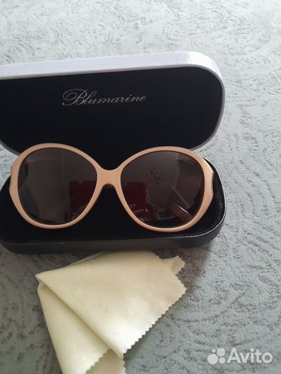 Солнцезащитные очки Blumarine
