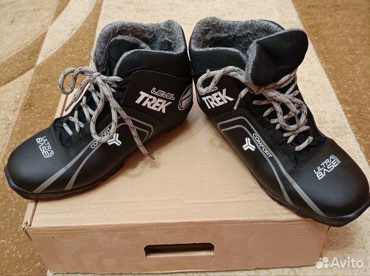 Лыжные ботинки level track,40-41р