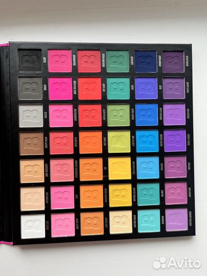 Палетка теней Beauty Bay (оригинал)