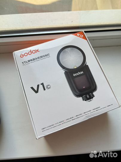 Вспышка godox v1c Canon