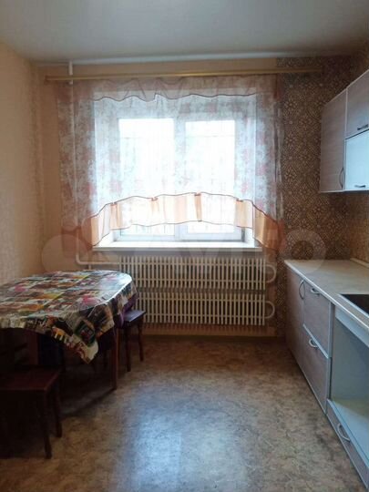 2-к. квартира, 63 м², 1/5 эт.