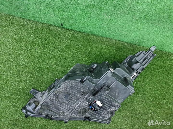 Фара правая Lexus RX200t/RX300/RX350/RX350L/RX450h