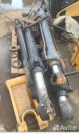 Гидроцилиндры CAT 345d, 349