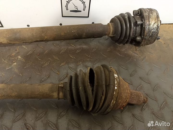 Полуось передняя для Skoda Fabia