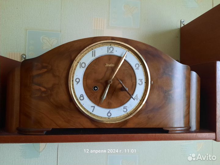 Настольные часы Junghans