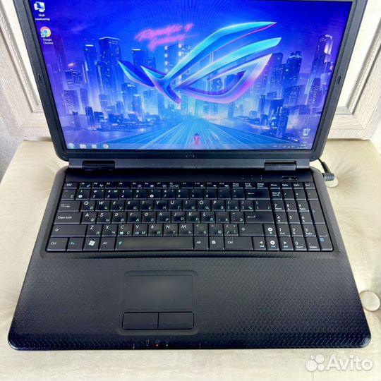 Надёжный ноутбук asus / Windows 7