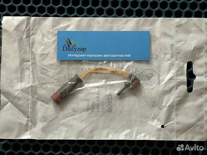 1987473070 bosch Датчик износа колодок MB W203/W21
