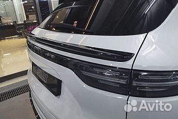 Спойлер techart на порше кайен