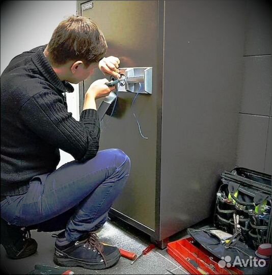 Вскрытие замков, дверей, автомобилей,замена замков