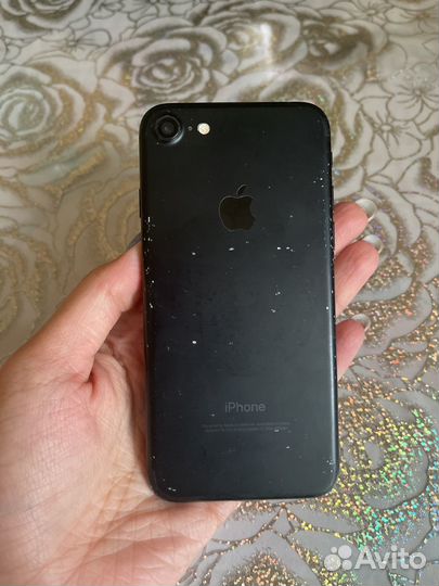 iPhone 7, 32 ГБ