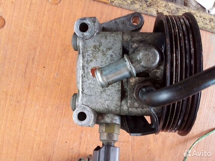 Насос гур Ford Focus 2