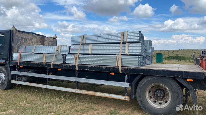 Шпалерные столбы для винограда