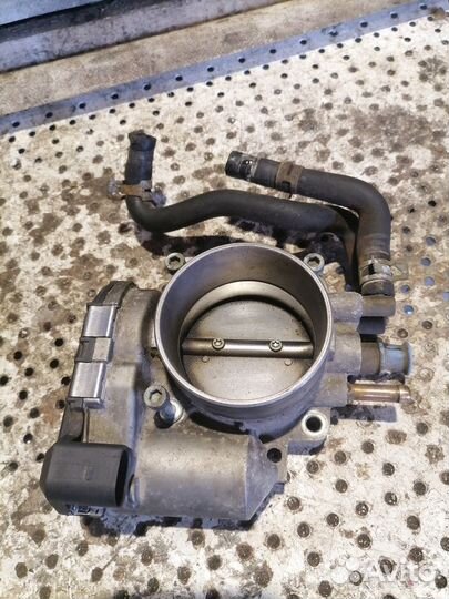 Заслонка дроссельная Volkswagen Passat