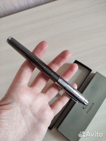 Перьевая ручка паркер