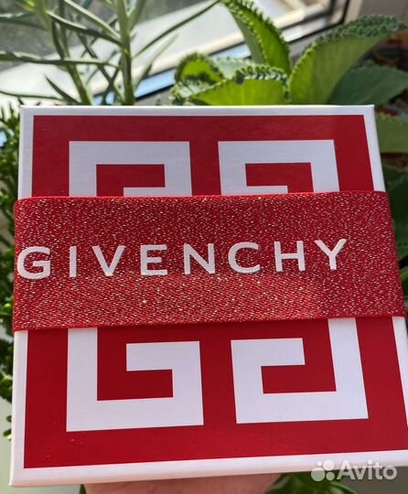 Givenchy Linterdit Подарочный набор