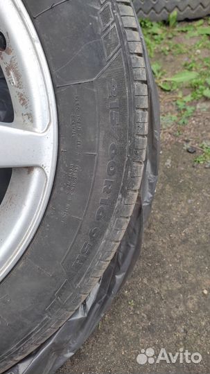 Резина летняя на дисках R16 215/60 4шт
