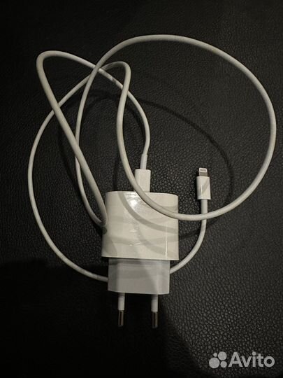 Блок зарядки iPhone 20w