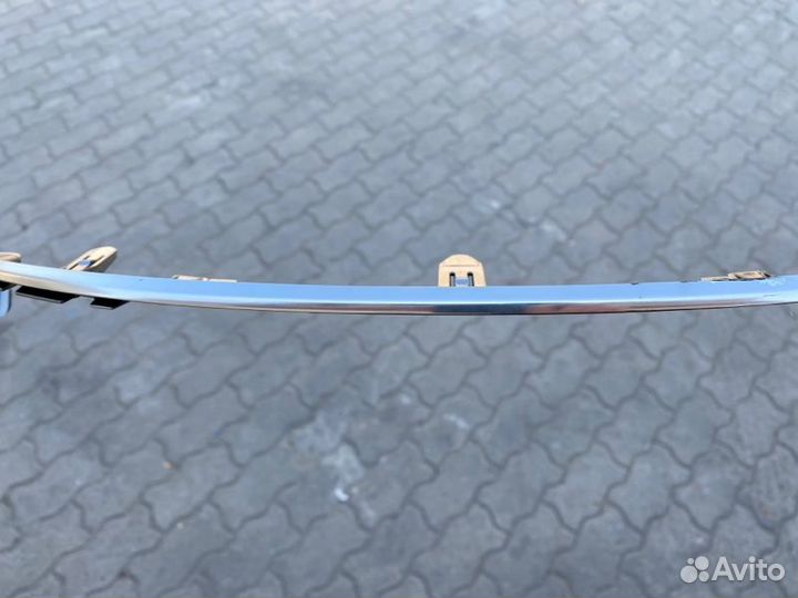 Накладка на торпедо лев. Toyota Lx570, Land cruise