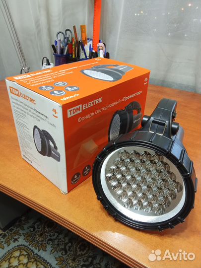 Фонарь светодиодный 