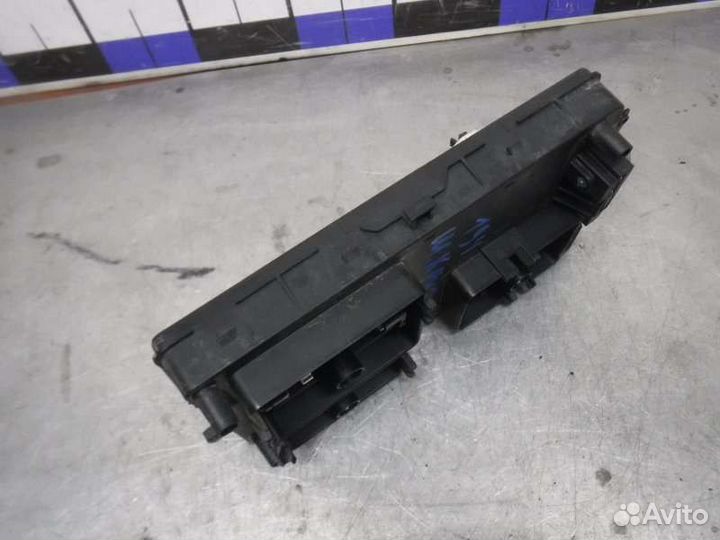 Блок предохранителей Chevrolet Cruze F16D3 2012