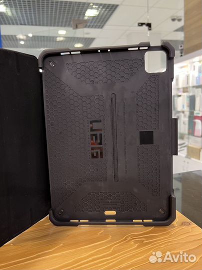 Чехол UAG Metropolis для iPad pro 11 2021/2022