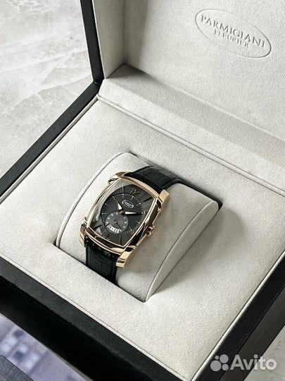 Часы Parmigiani Fleurier