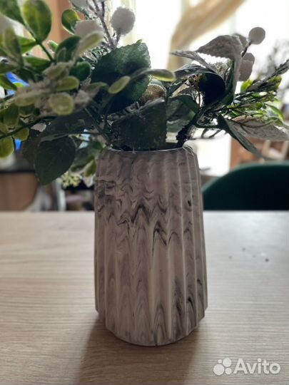 Ваза из гипса ручной работы