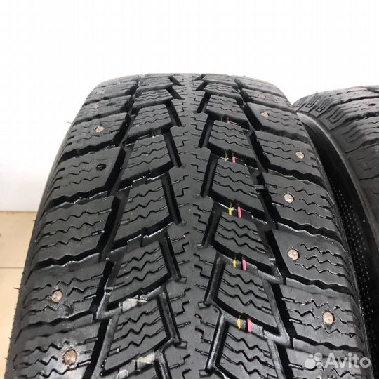 Kumho Power Grip KC11 235/70 R16