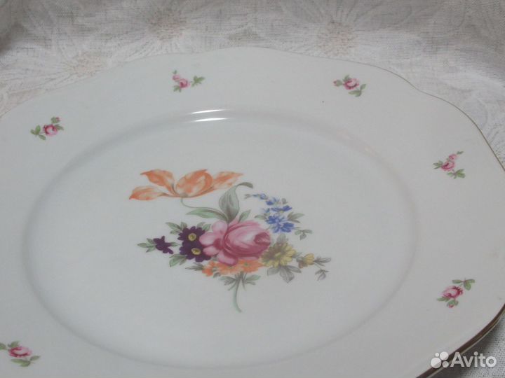 Блюдо. Фарфор. Букет. Чехословакия