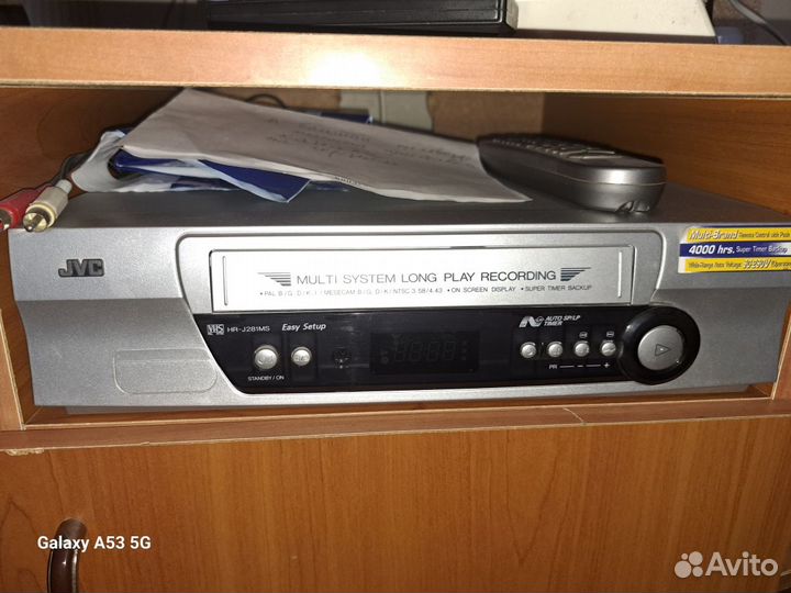 Видеомагнитофон jvc