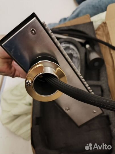 Смеситель для раковины новый