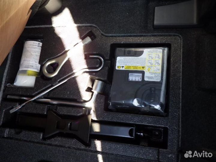 Daihatsu Wake 0.7 CVT, 2020, 15 000 км