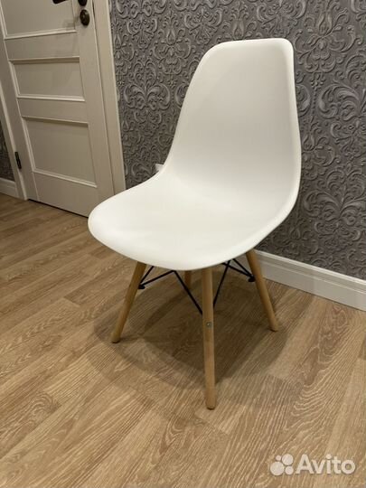 Стул копия eames, белый