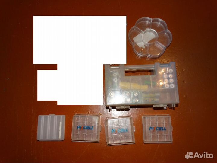 Батарейные отсеки, держатели для батареек