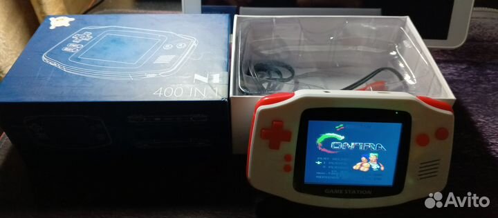 Игровая портативная консоль